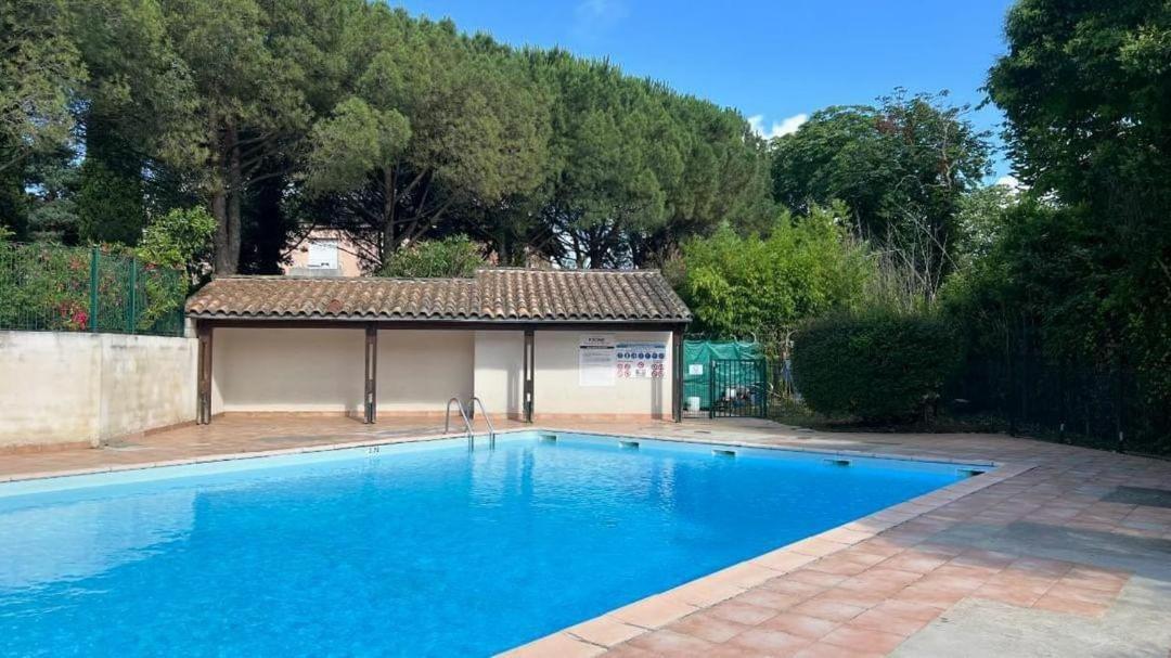 Apartamento Les Capitouls - avec piscine, parking&jardin privé ! Toulouse Exterior foto