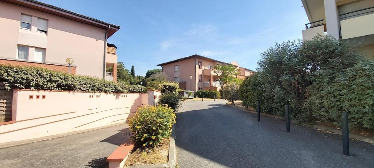 Apartamento Les Capitouls - avec piscine, parking&jardin privé ! Toulouse Exterior foto