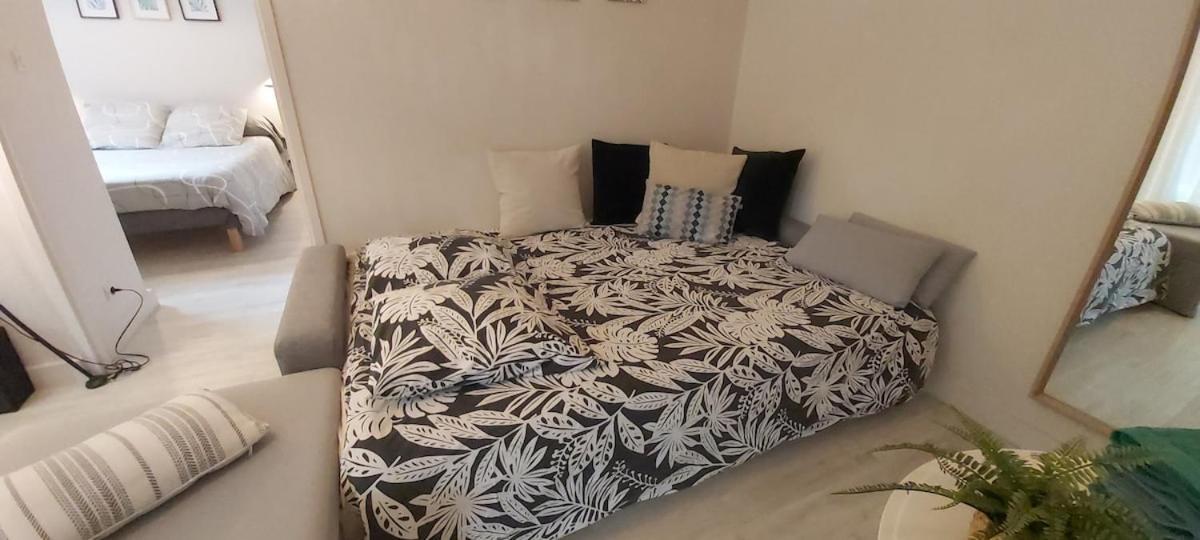 Apartamento Les Capitouls - avec piscine, parking&jardin privé ! Toulouse Exterior foto