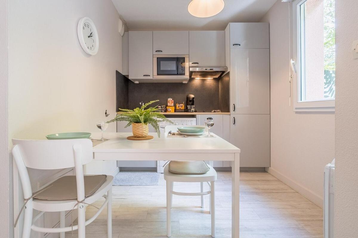 Apartamento Les Capitouls - avec piscine, parking&jardin privé ! Toulouse Exterior foto