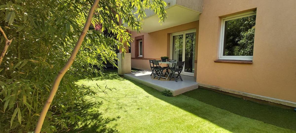 Apartamento Les Capitouls - avec piscine, parking&jardin privé ! Toulouse Exterior foto